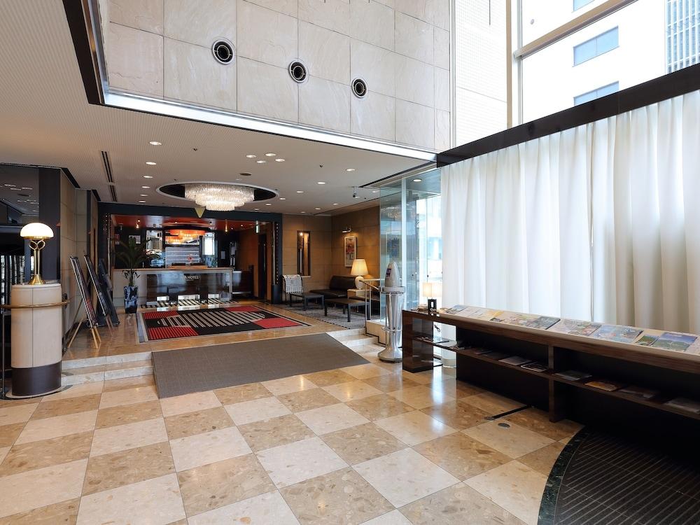 Apa Hotel Takaoka Marunouchi Exterior photo